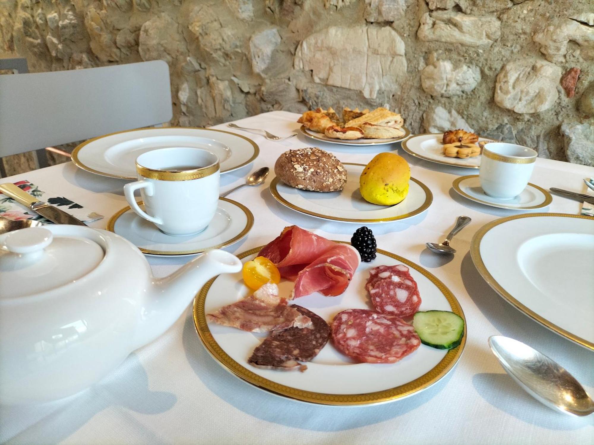 Badia Giulia Prestigious Historical B&B, Camaiore - Adults Only - No Pets Exteriör bild