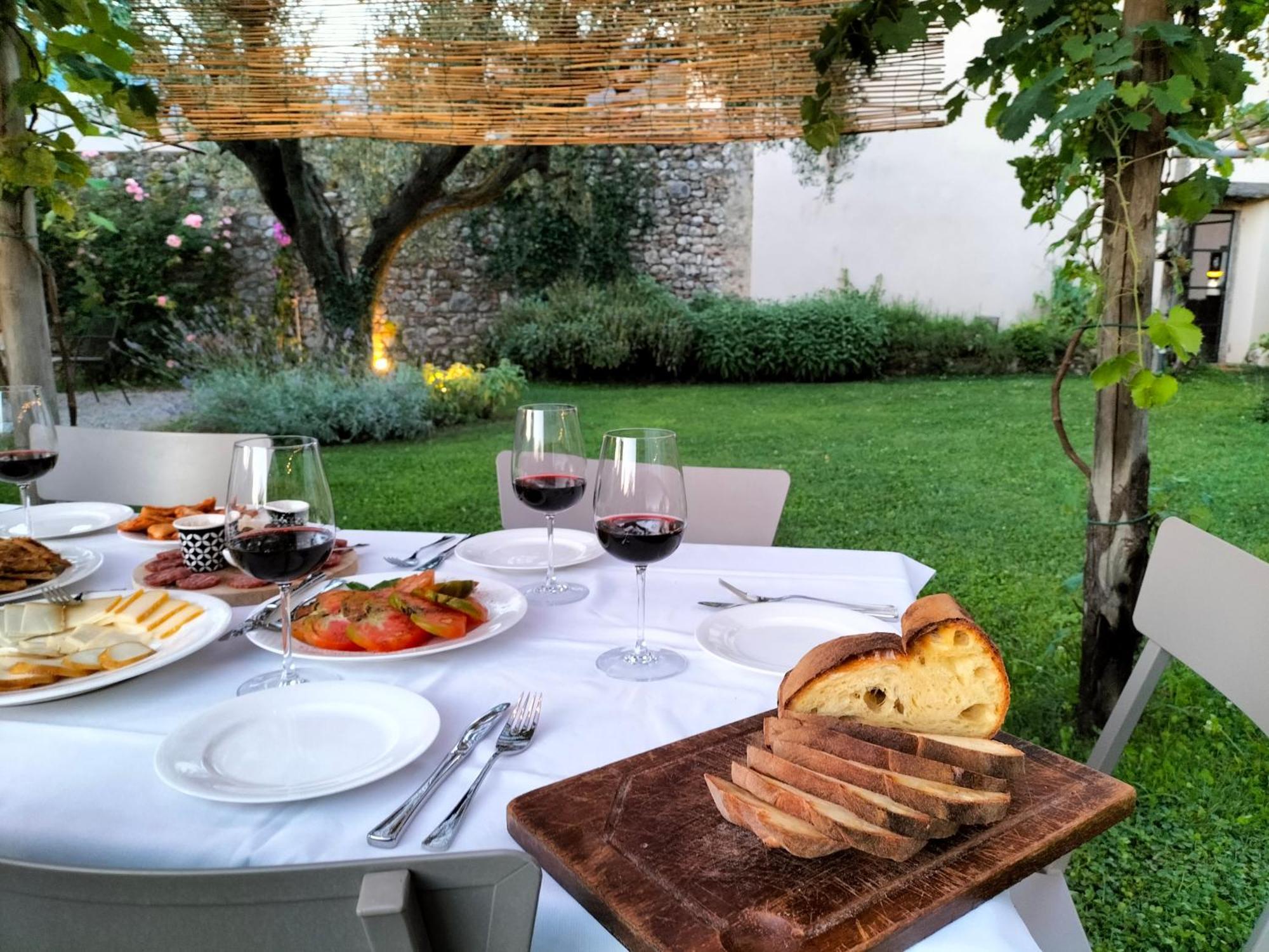 Badia Giulia Prestigious Historical B&B, Camaiore - Adults Only - No Pets Exteriör bild
